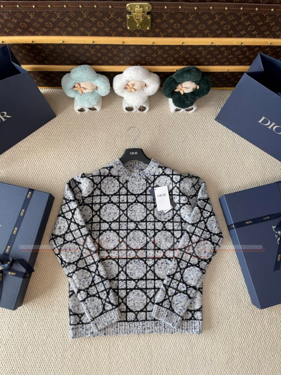 하얀악마 디올 스웨터 (12).jpg