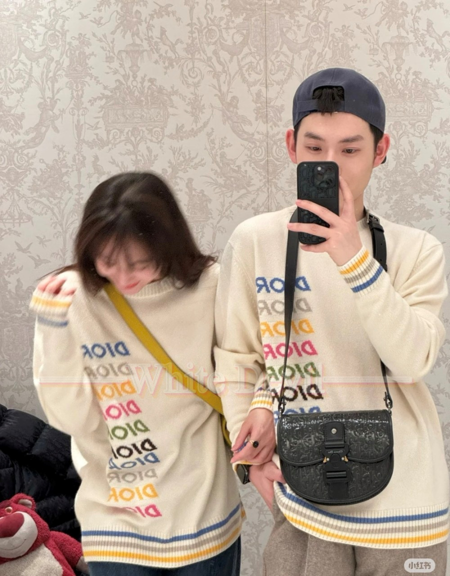 하얀악마 디올 니트 (1).jpg