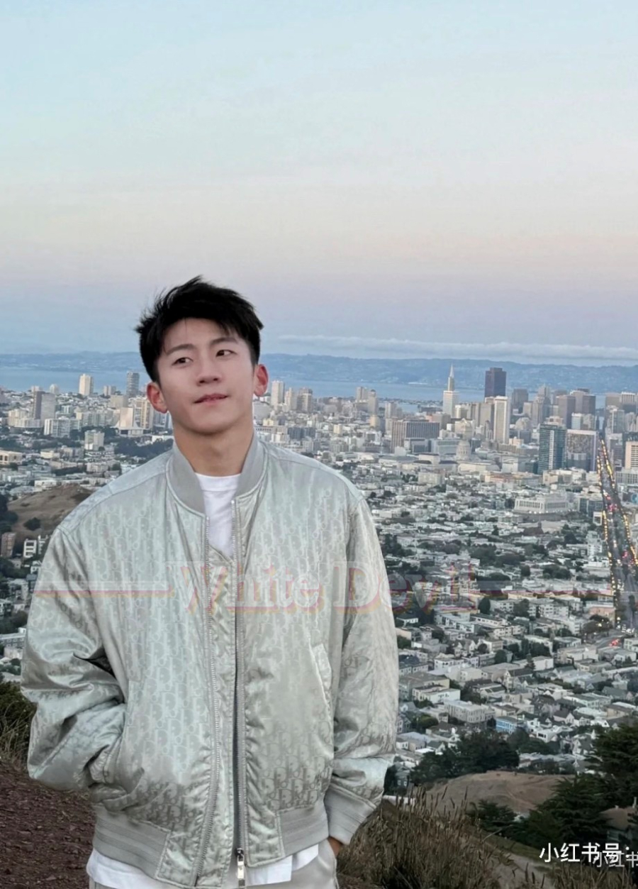 하얀악마 디올 자켓 (2).jpg