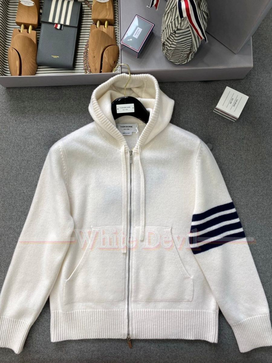 하얀악마 톰브라운 집업 (4).jpg