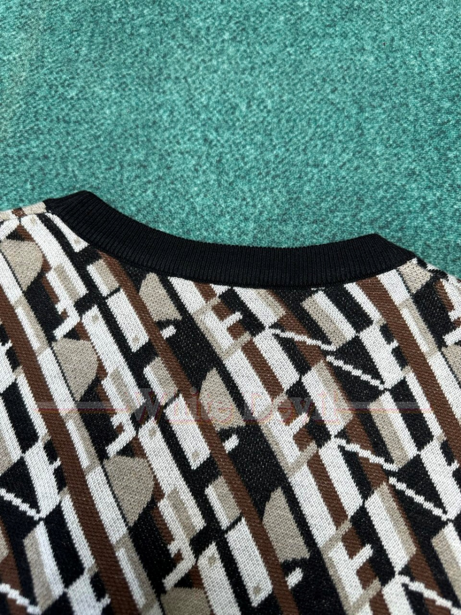 하얀악마 펜디 니트 (11).jpg