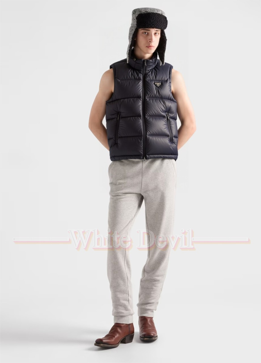 하얀악마 프라다 패딩조끼 (1).jpg