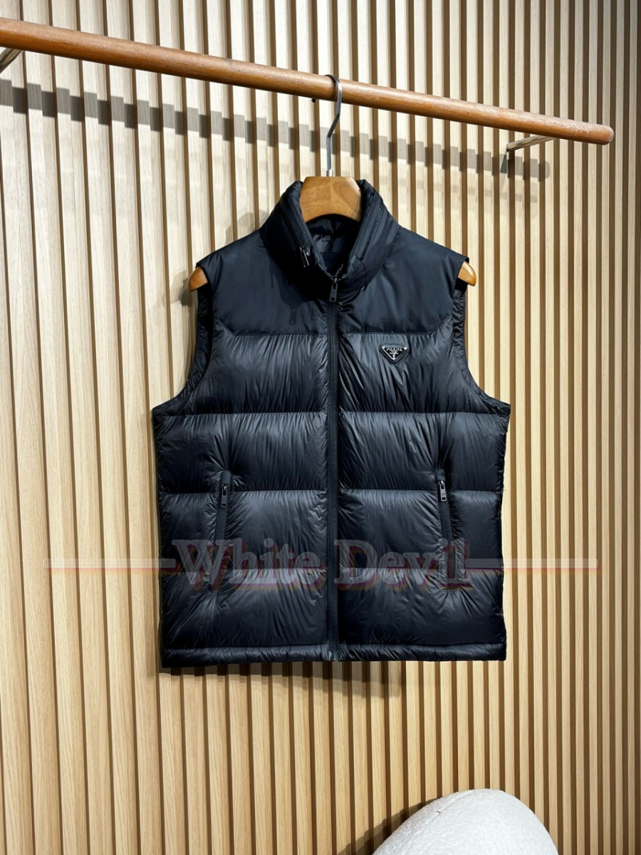 하얀악마 프라다 패딩조끼 (3).jpg