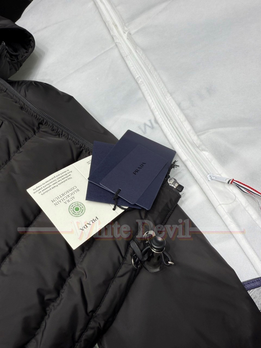 하얀악마 프라다 점퍼 (15).jpg