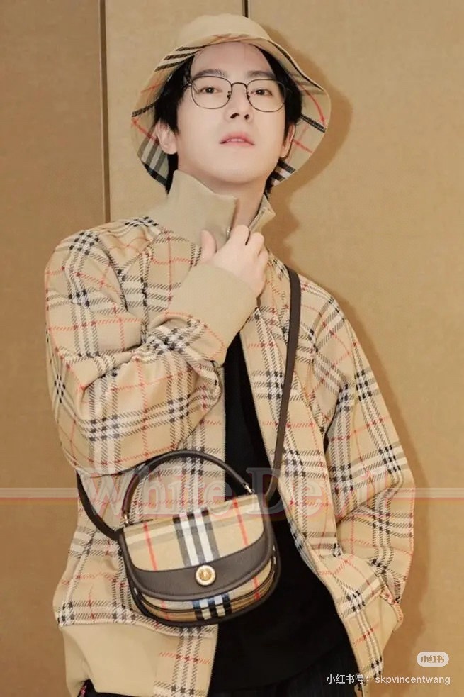 하얀악마 버버리 자켓 (2).jpg