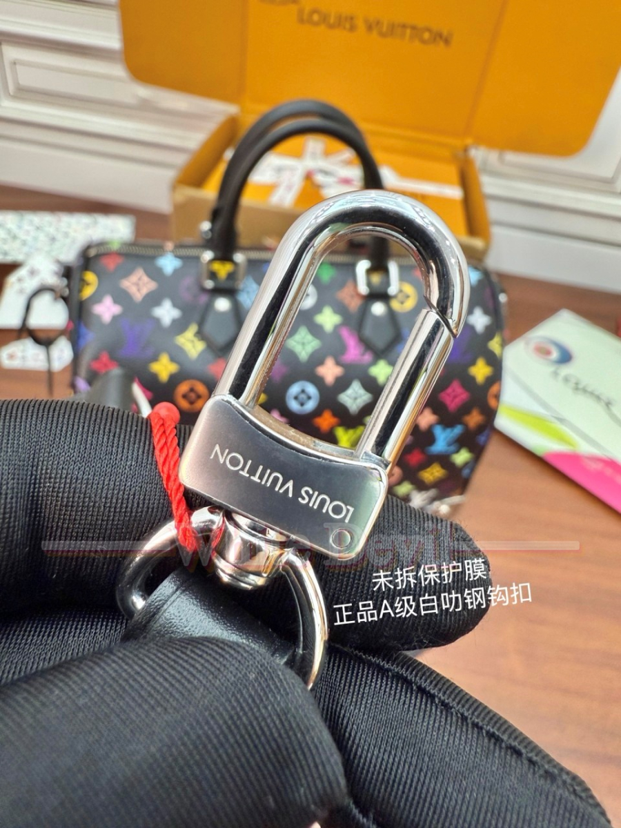 하얀악마 루이비통 가방 (18).jpg