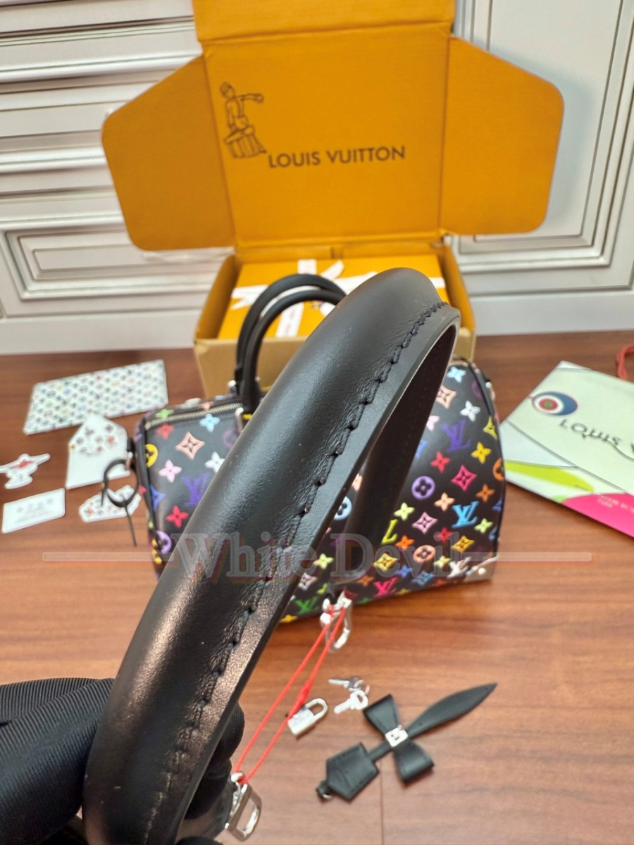 하얀악마 루이비통 가방 (20).jpg