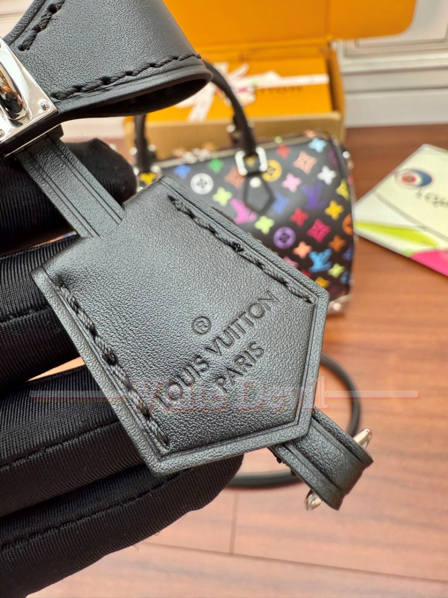 하얀악마 루이비통 가방 (21).jpg