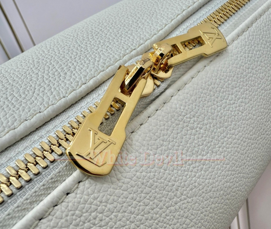 하얀악마 루이비통 가방 (14).jpg