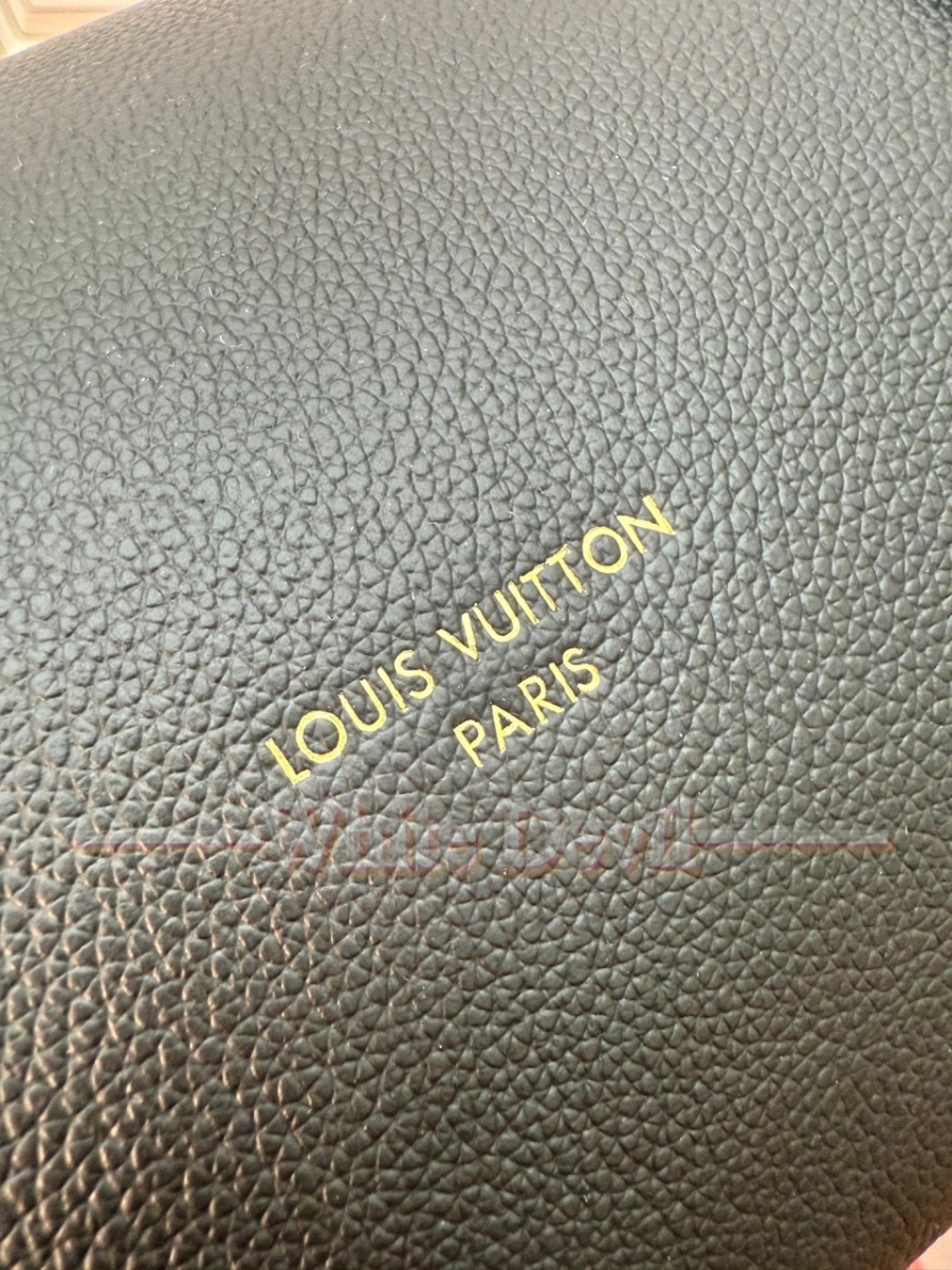 하얀악마 루이비통 가장 (16).jpg