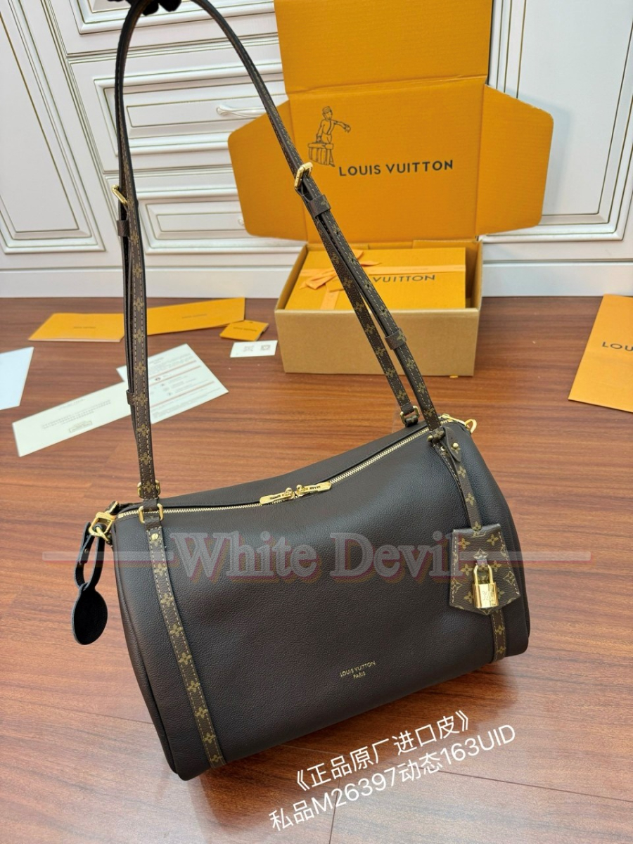 하얀악마 루이비통 가방 (4).jpg