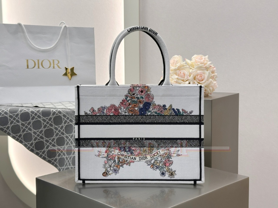 하얀악마 디올 가방 (5).jpg