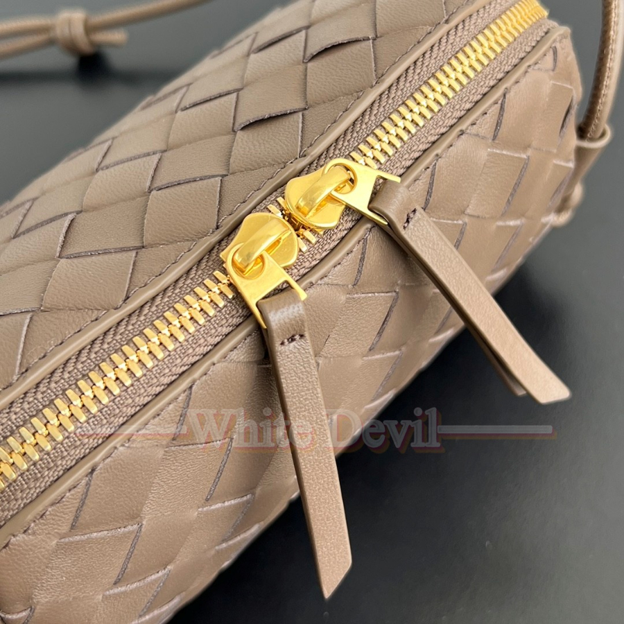 하얀악마 보테가 가방 (6).jpg