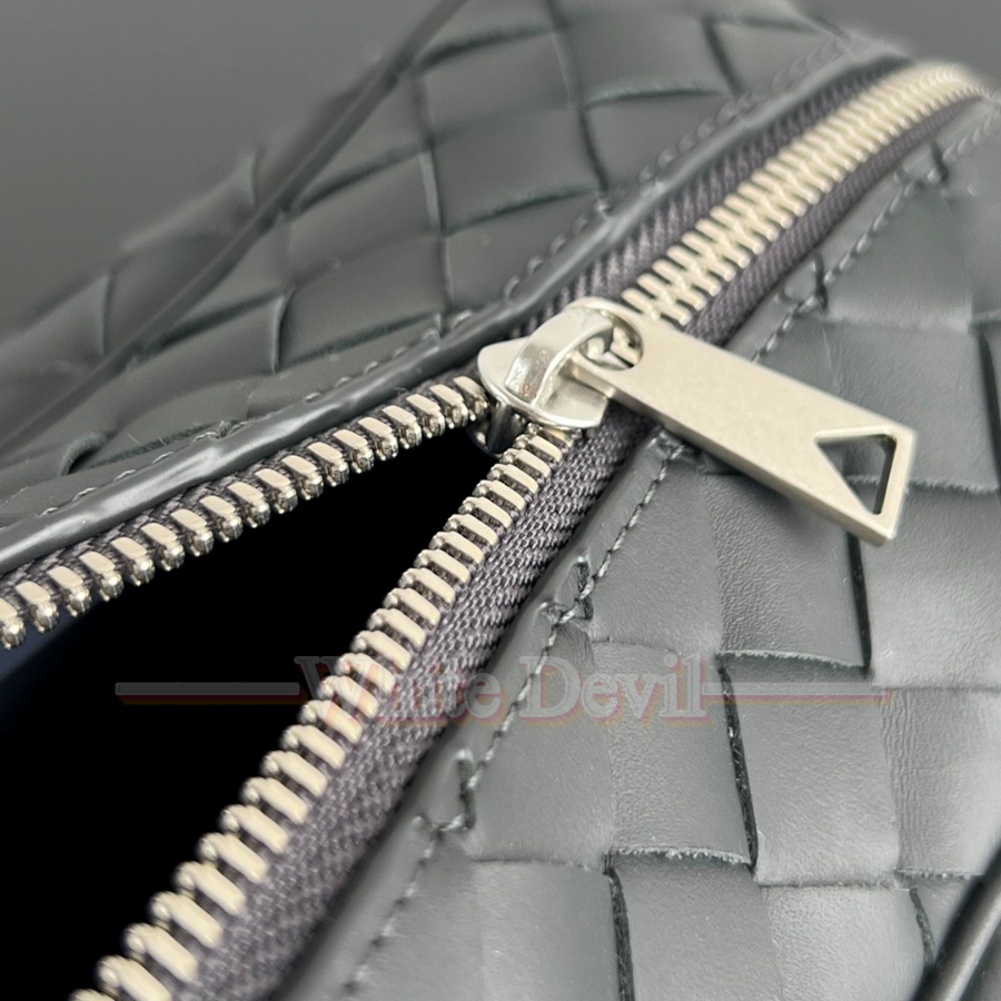 하얀악마 보테가 가방 (7).jpg