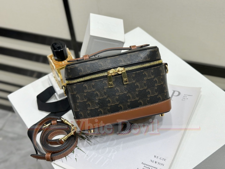 하얀악마 셀린느 가방 (3).jpg