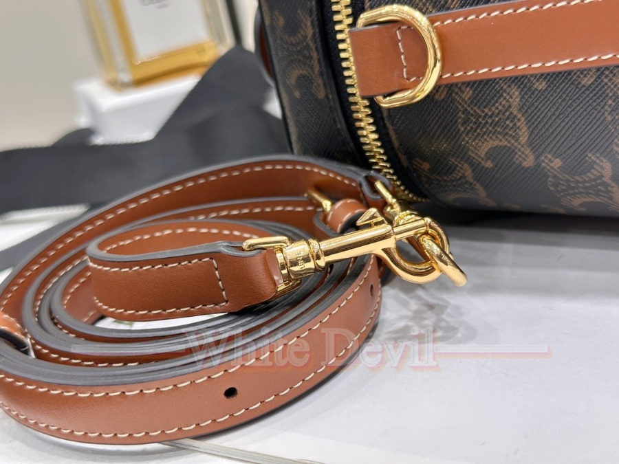 하얀악마 셀린느 가방 (14).jpg