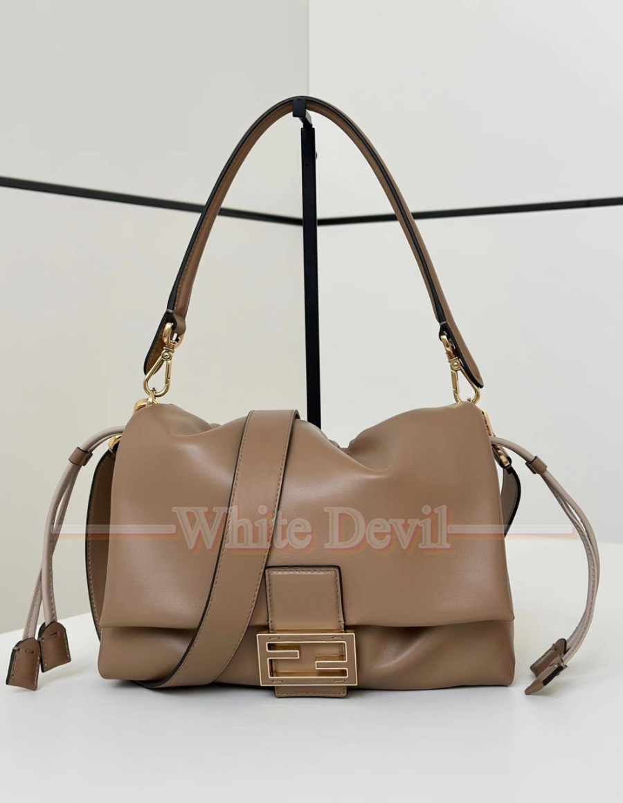 하얀악마 펜디 가방 (3).jpg