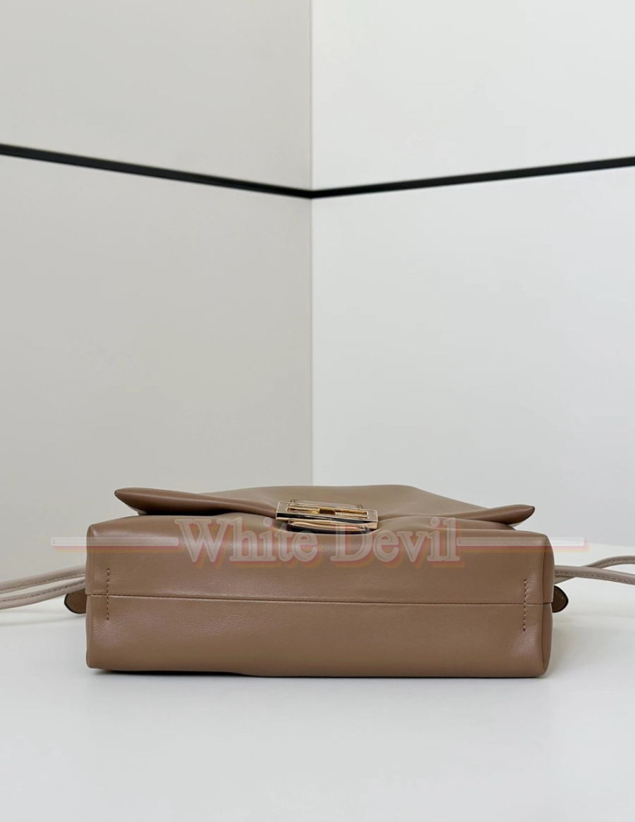 하얀악마 펜디 가방 (6).jpg