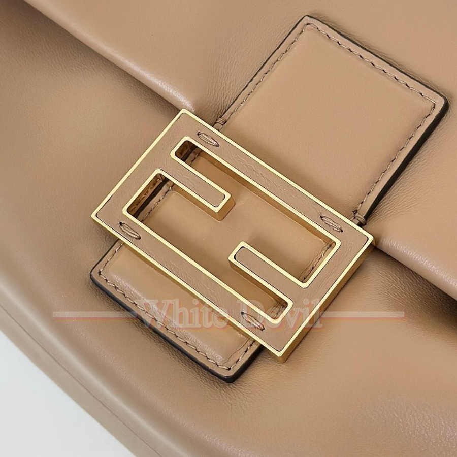 하얀악마 펜디 가방 (7).jpg