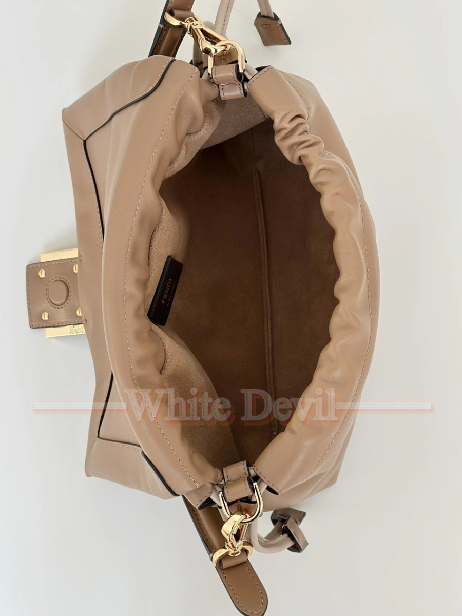 하얀악마 펜디 가방 (11).jpg