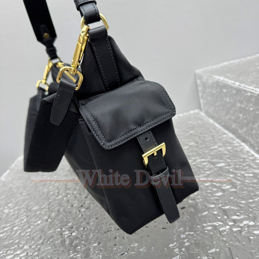 하얀악마 프라다 가방 (8).jpg