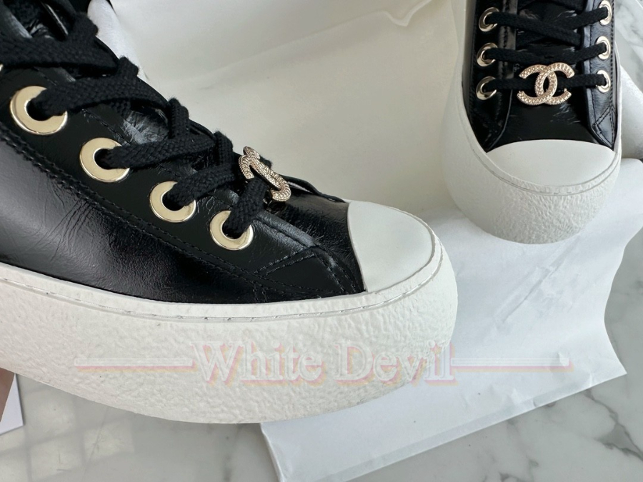 하얀악마 샤넬 신발 (13).jpg