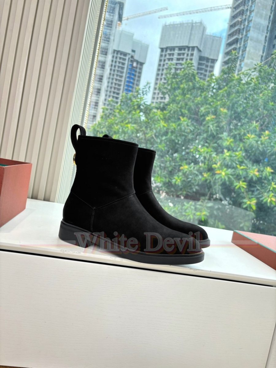 하얀악마 로로 신발 (2).jpg