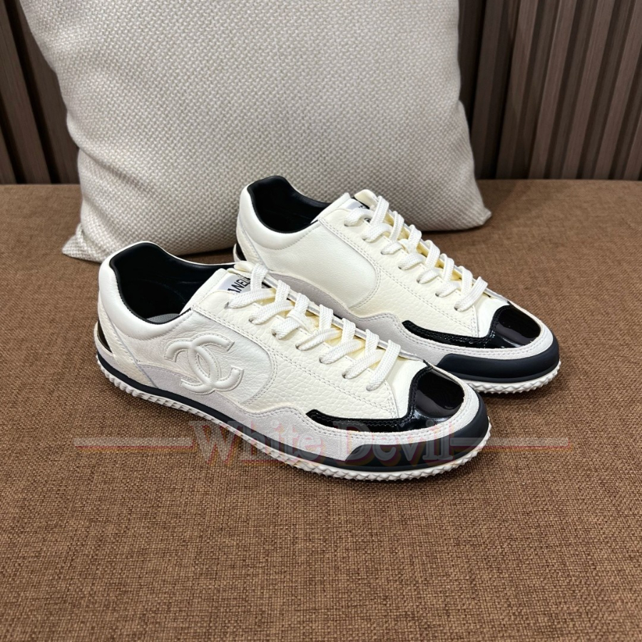 하얀악마 샤넬 신발 (1).jpg