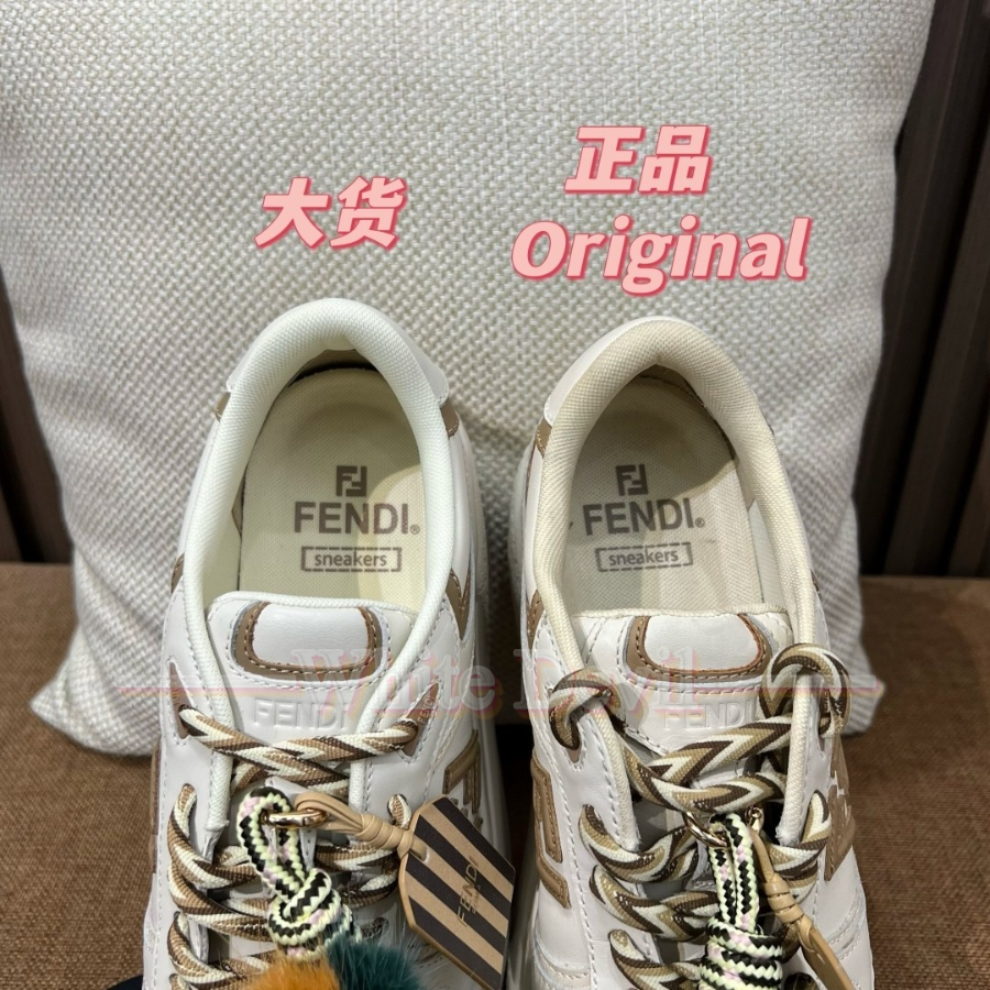 하얀악마 펜디 신발 (9).jpg