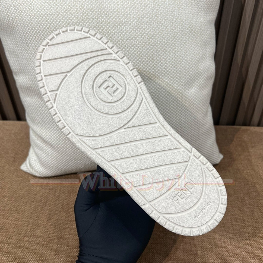 하얀악마 펜디 신발 (26).jpg