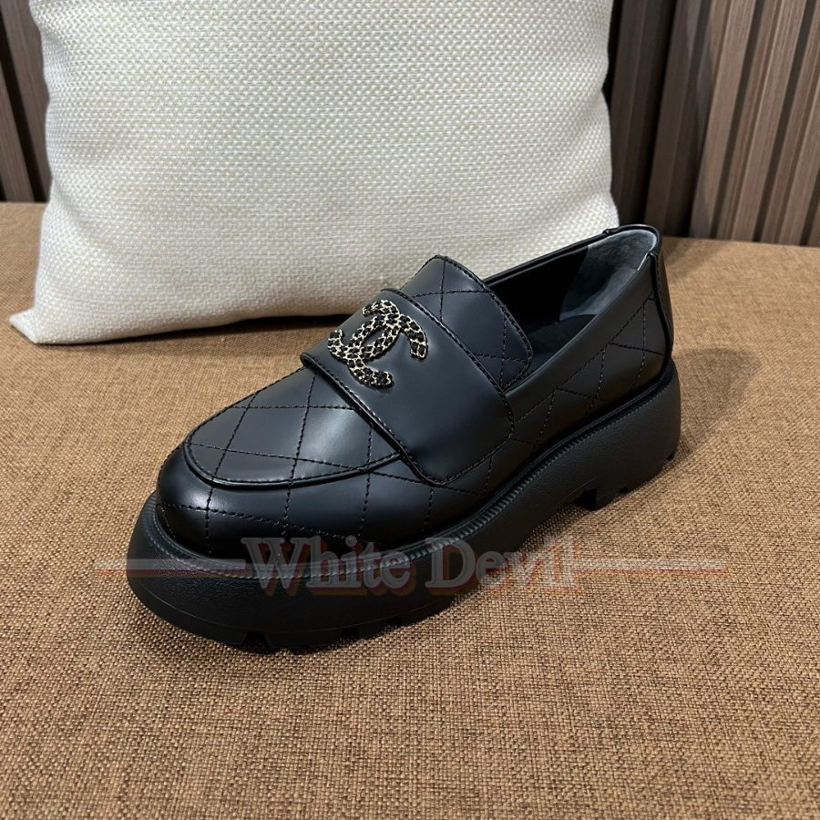 하얀악마 샤넬 신발 (10).jpg