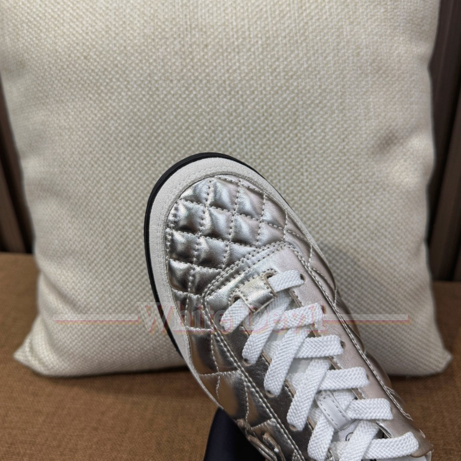 하얀악마 샤넬 신발 (12).jpg