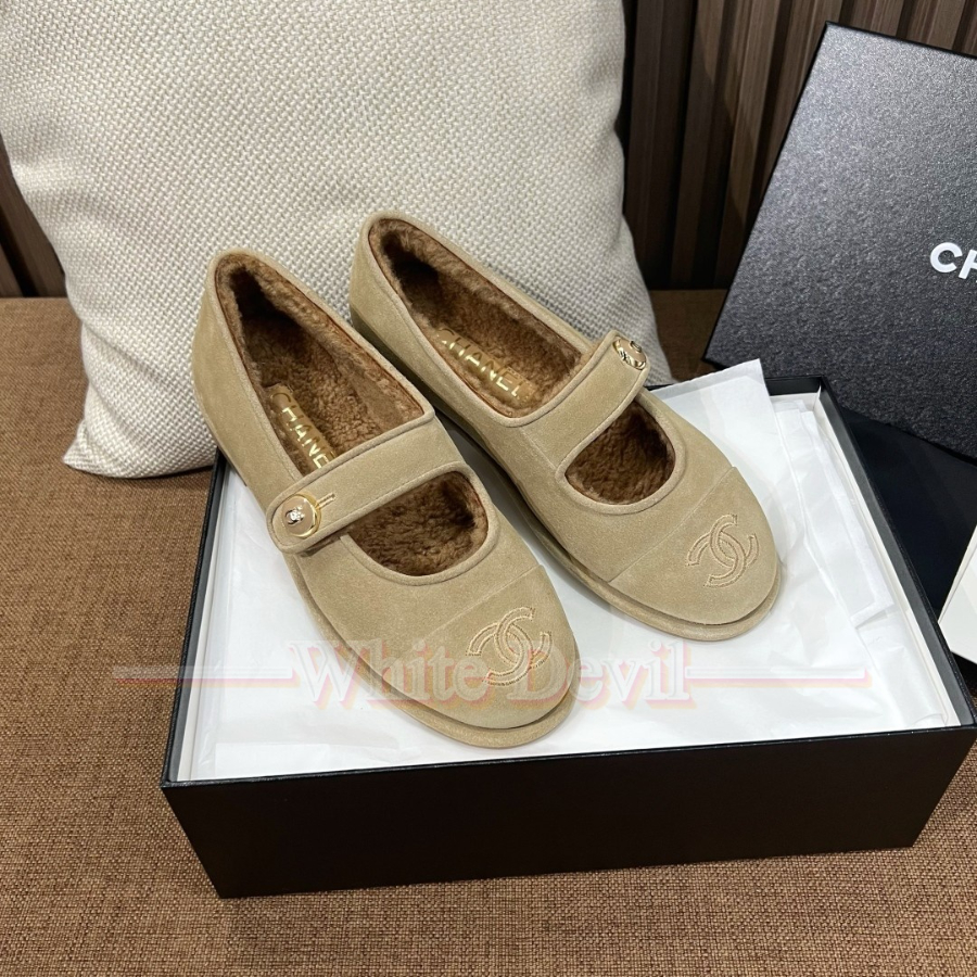 하얀악마 샤넬 신발 (4).jpg