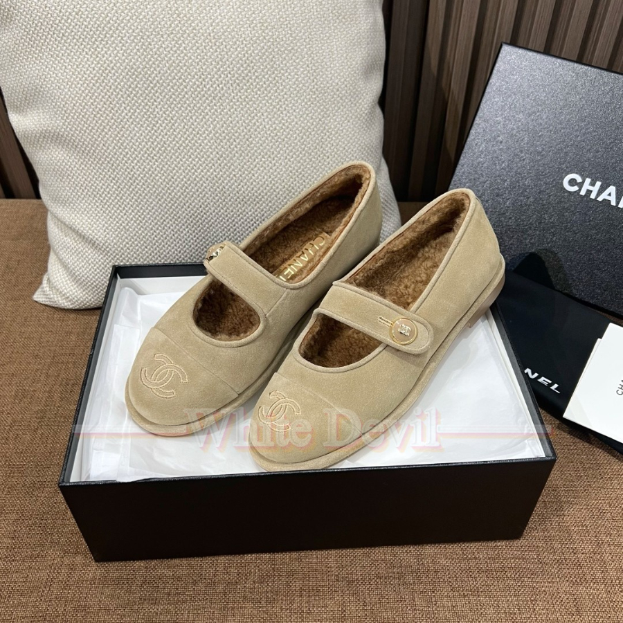 하얀악마 샤넬 신발 (6).jpg