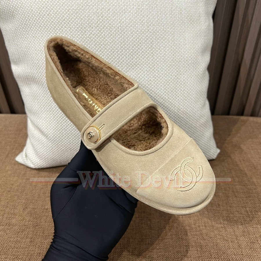 하얀악마 샤넬 신발 (13).jpg