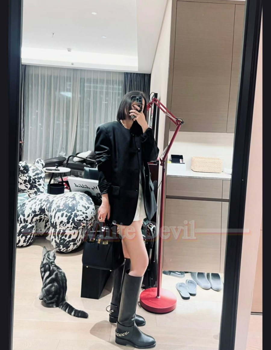 하얀악마 샤넬 신발 (1).jpg