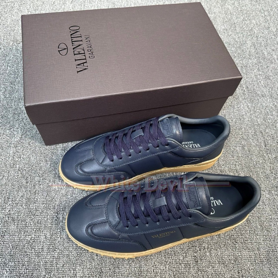 하얀악마 발렌티노 신발 (3).jpg