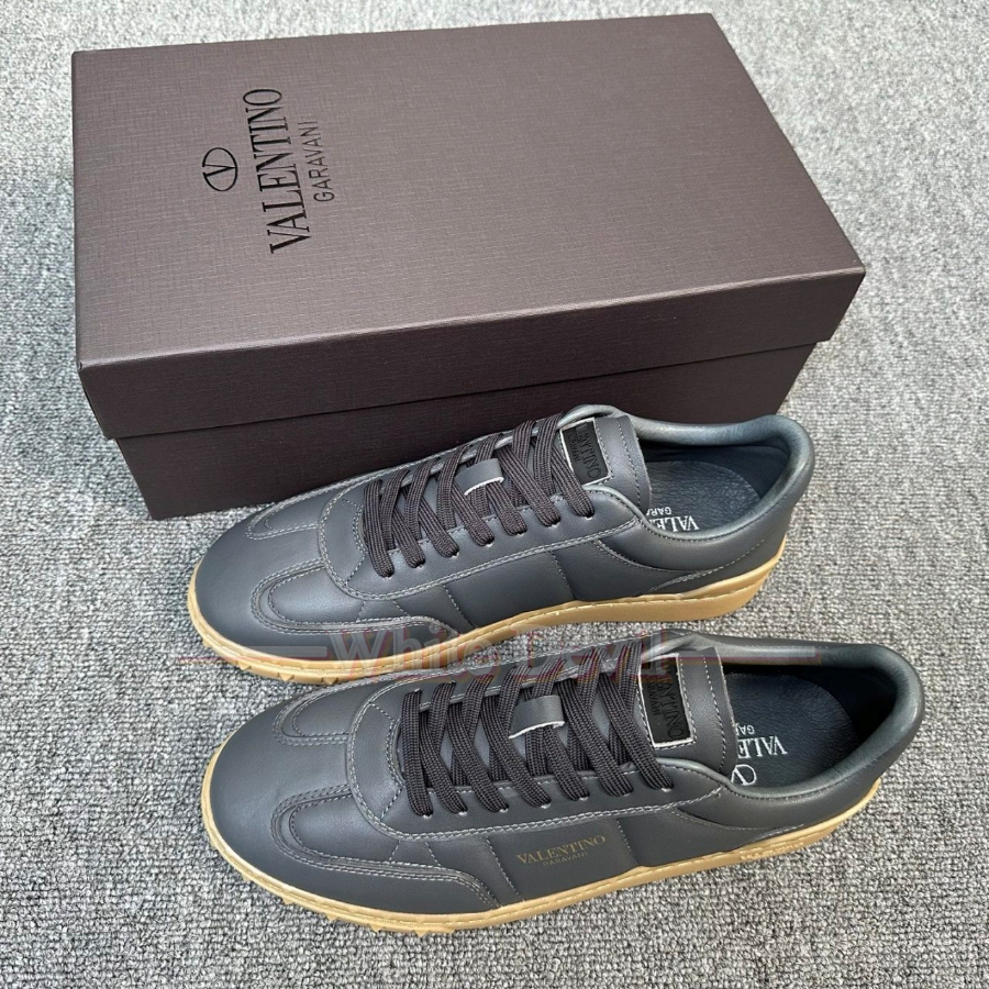 하얀악마 발렌티노 신발 (7).jpg