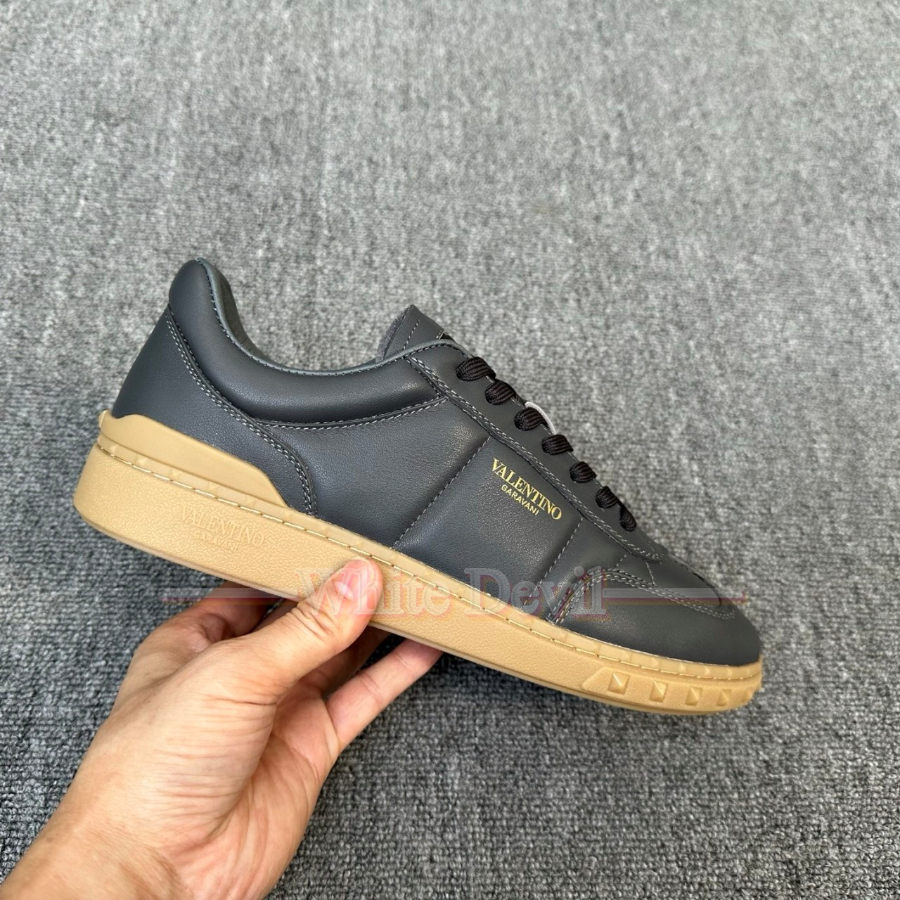 하얀악마 발렌티노 신발 (10).jpg