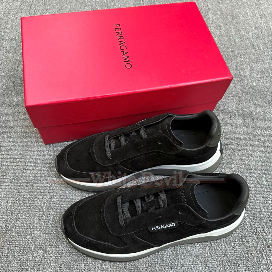 하얀악마 페라가모 신발 (3).jpg