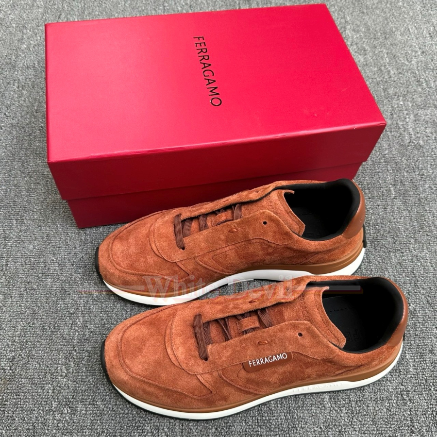 하얀악마 페라가모 신발 (5).jpg