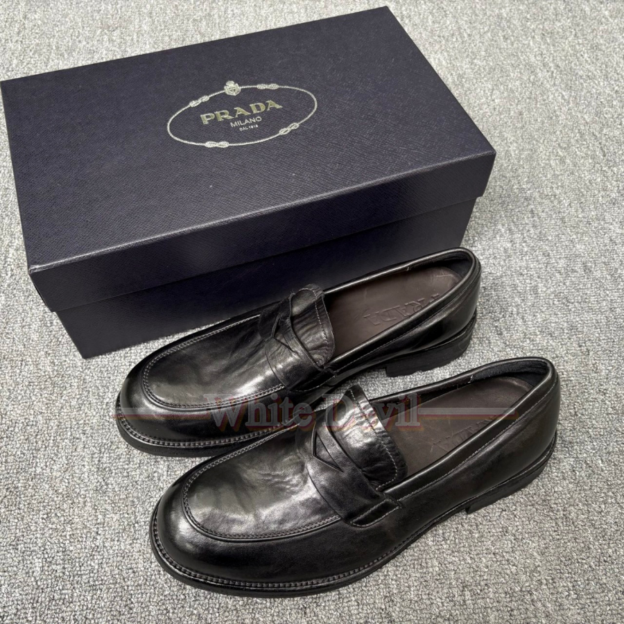 하얀악마 프라다 신발 (2).jpg