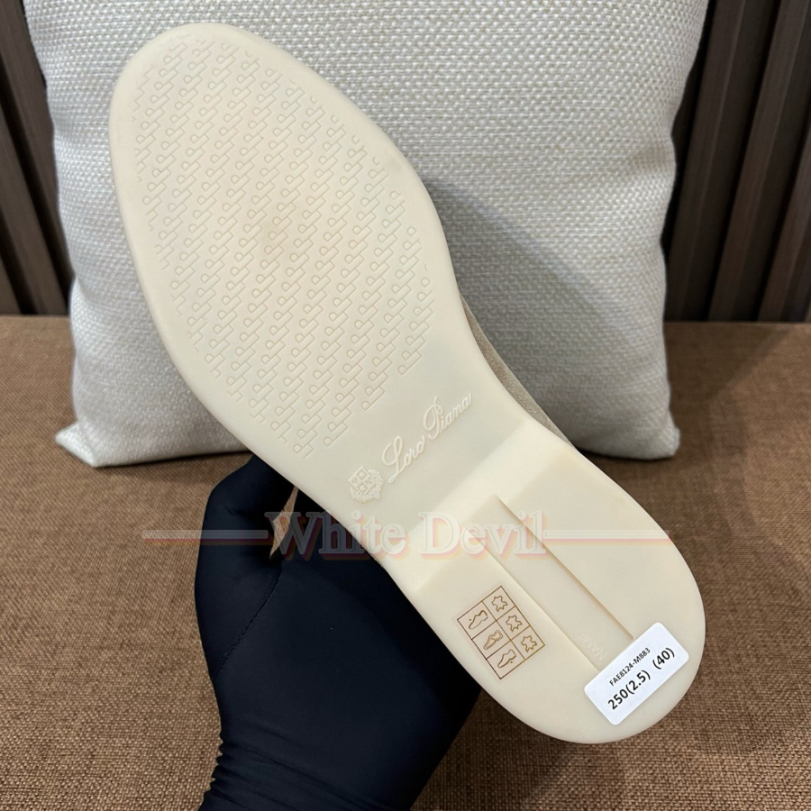 하얀악마 로로피아나 신발 (15).jpg