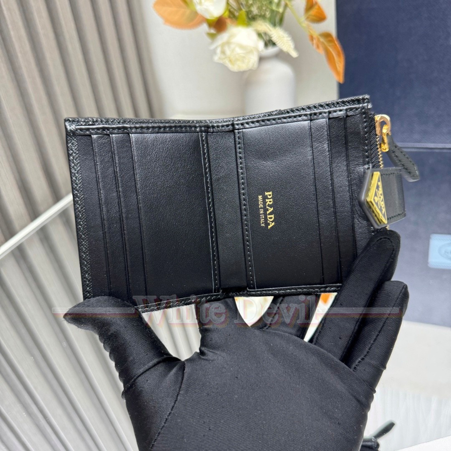 하얀악마 프라다 지갑 (9).jpg