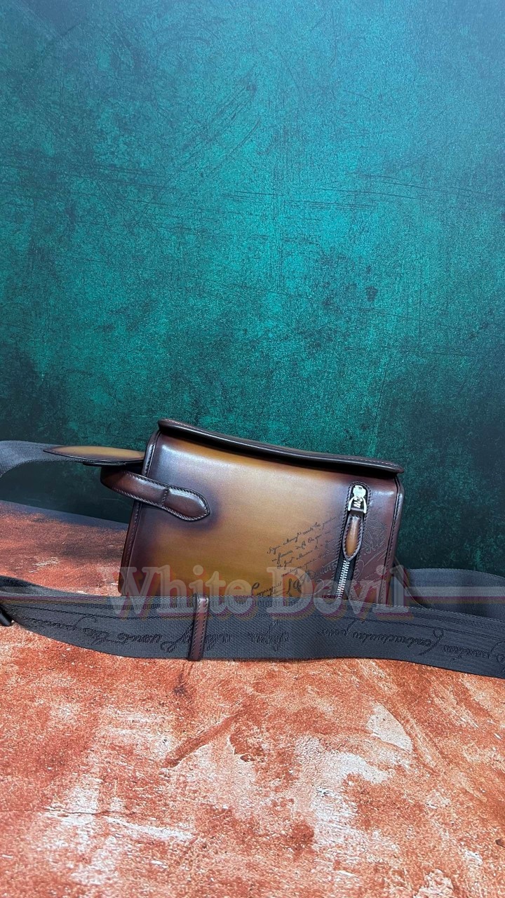 하얀악마 벨루티 가방 (2).jpg