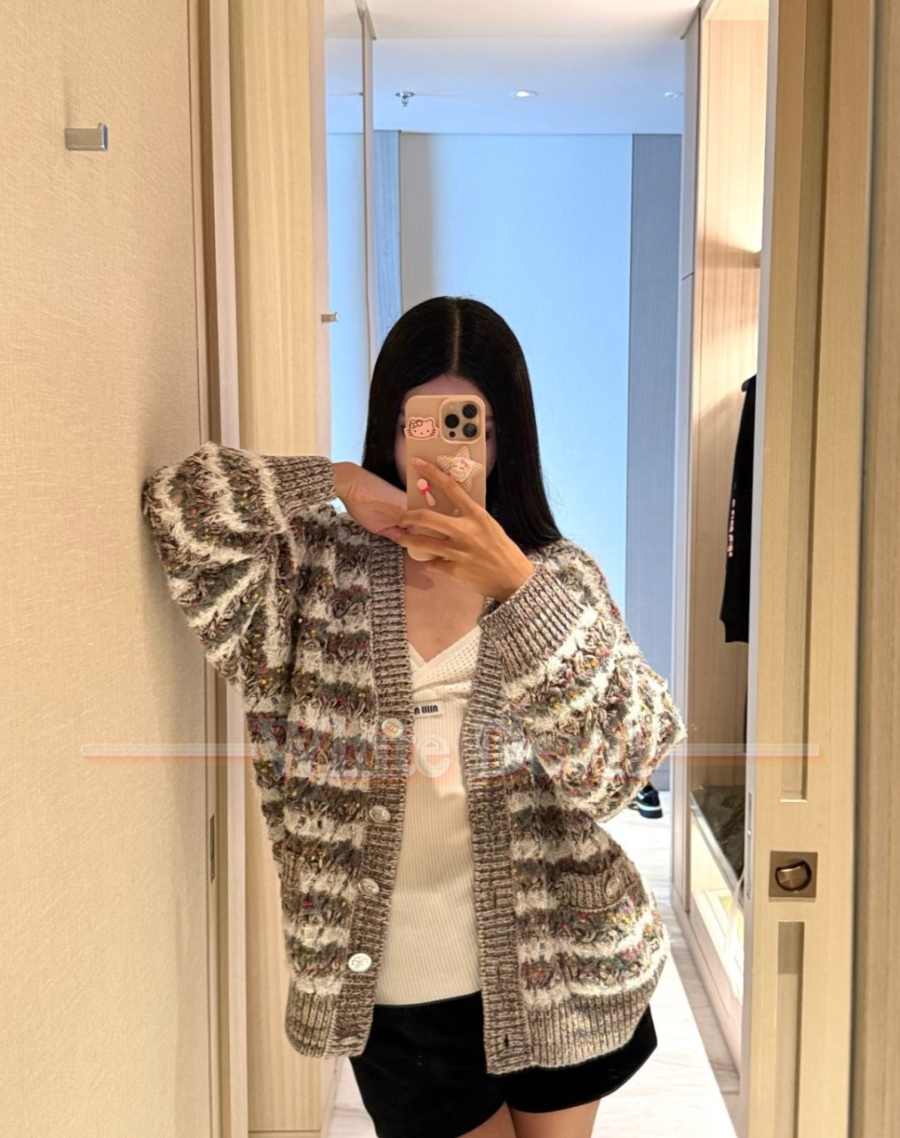 하얀악마 샤넬 가디건 (1).jpg