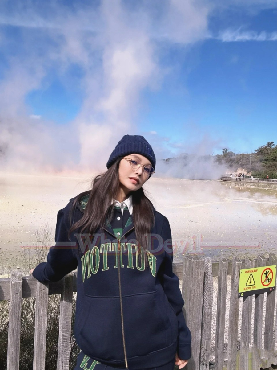 하얀악마 루이비통 집업 (2).jpg