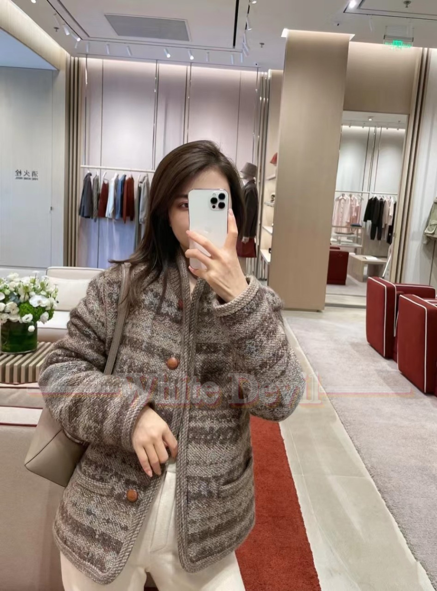 하얀악마 로로피아나 코트 (2).jpg