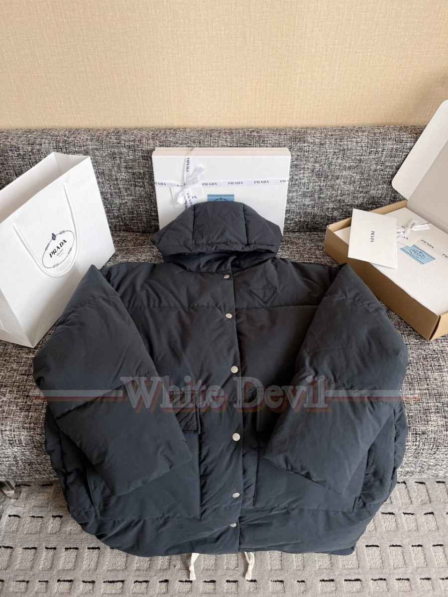 하얀악마 프라다 패딩 (13).jpg