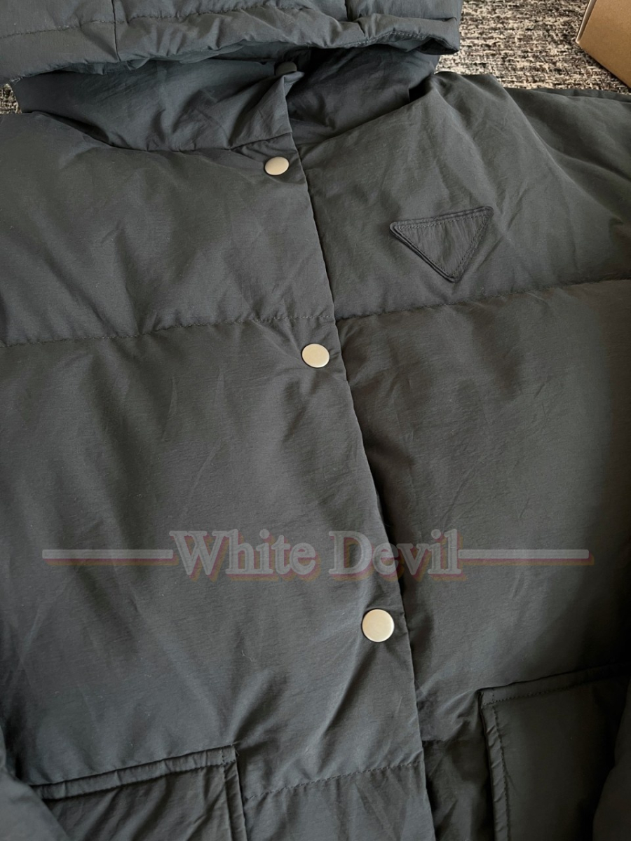 하얀악마 프라다 패딩 (15).jpg